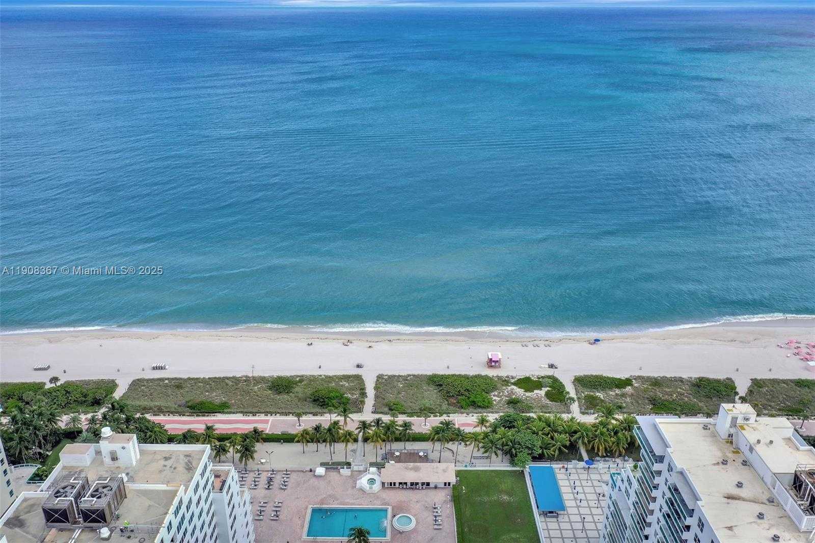 Small Image of 5005 COLLINS AVE #1009, Miami Beach Number 34