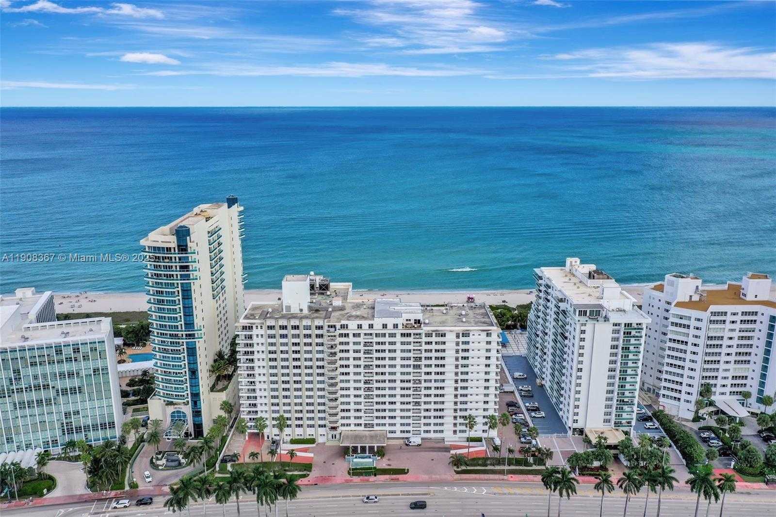 Small Image of 5005 COLLINS AVE #1009, Miami Beach Number 37