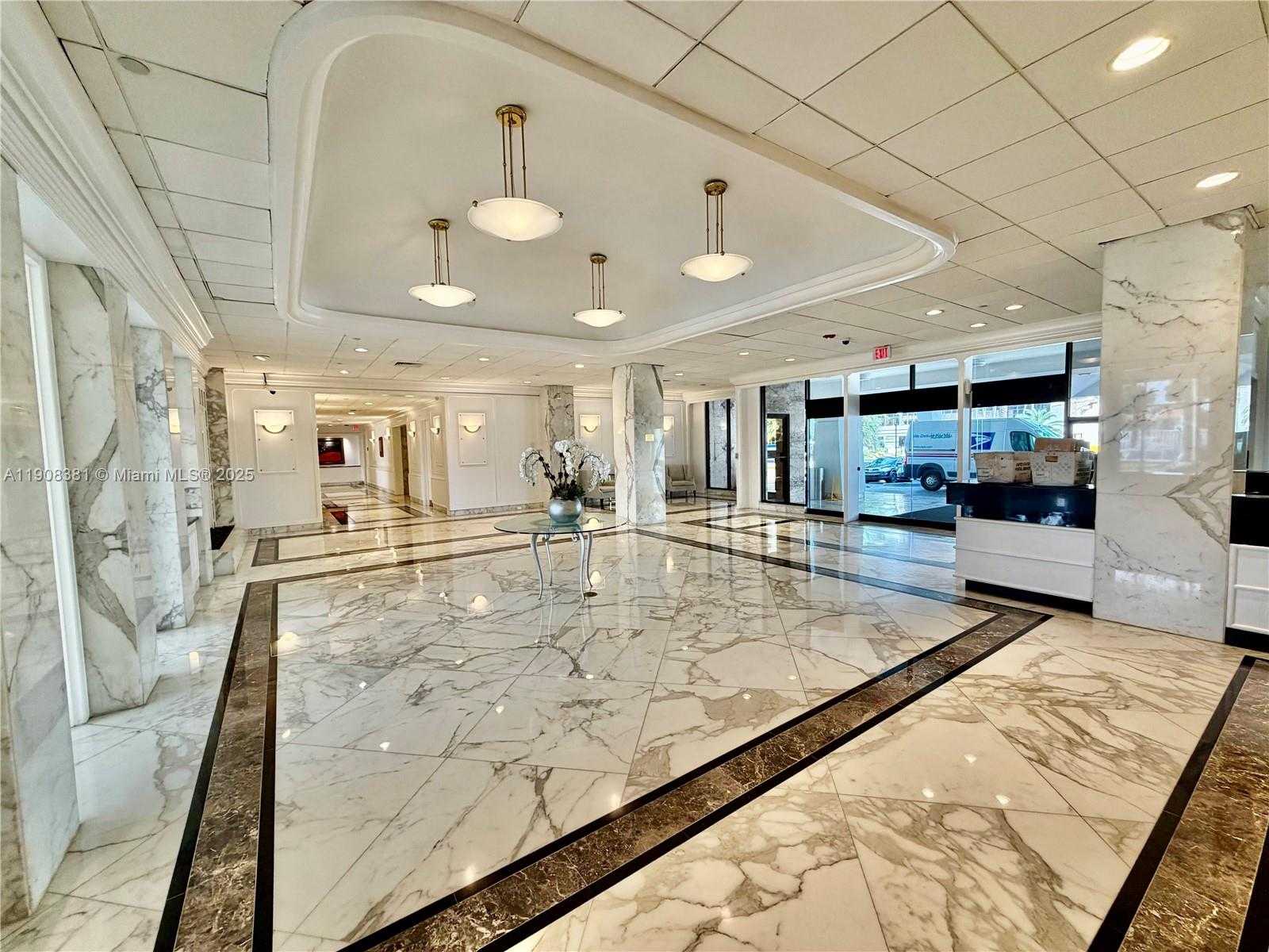 Small Image of 5700 COLLINS AVE #14M, Miami Beach Number 22
