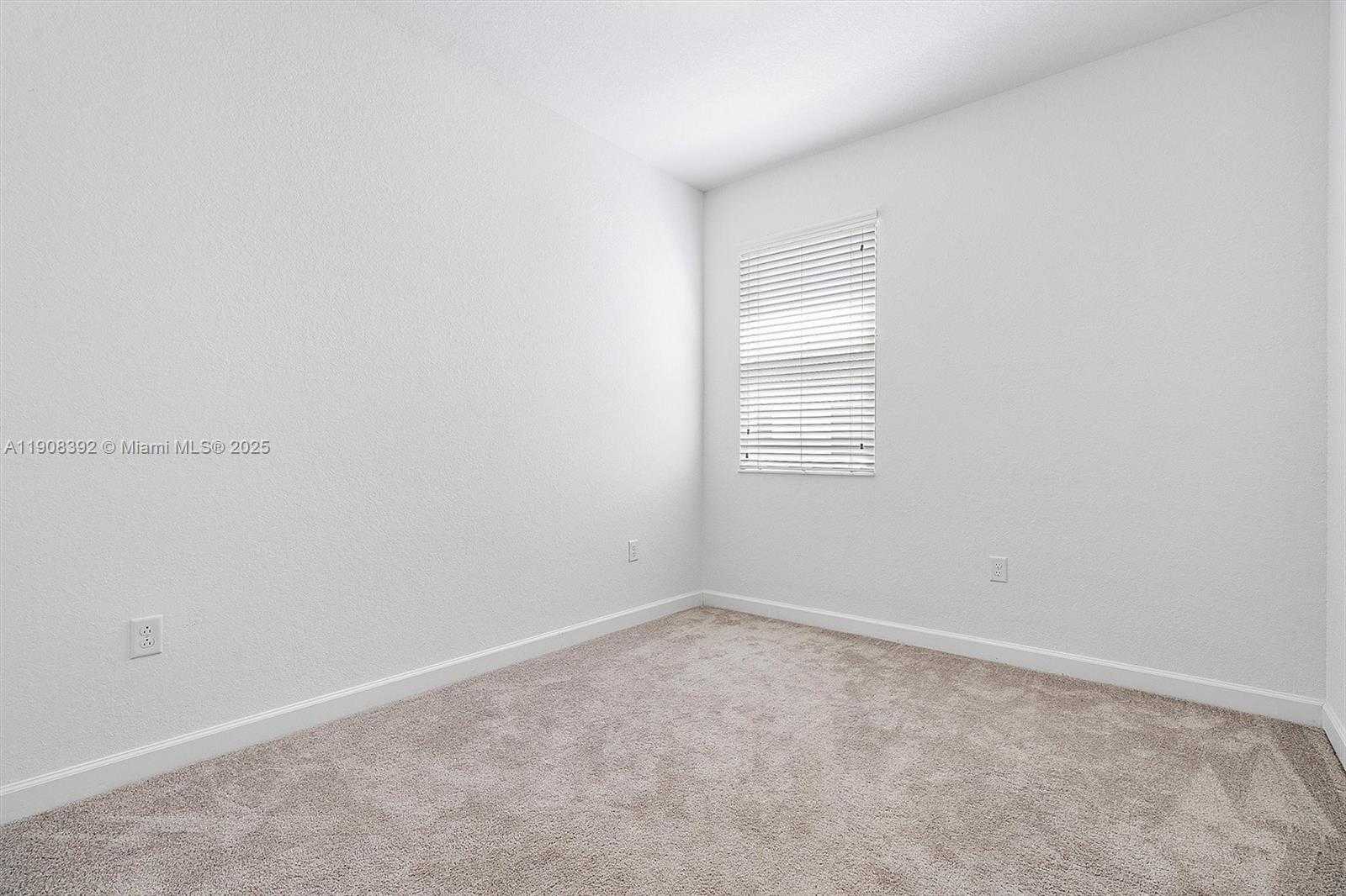 Small Image of 12845 NORTH WEST 24TH AVE, Miami Number 17