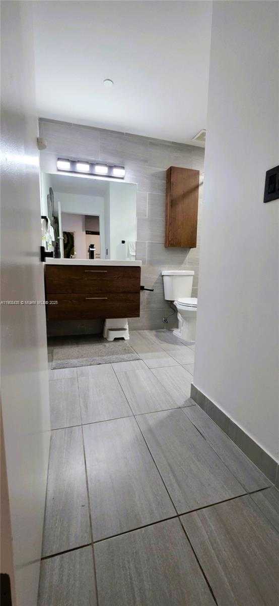 Small Image of 1350 NORTH WEST 8TH CT #A1-6, Miami Number 19