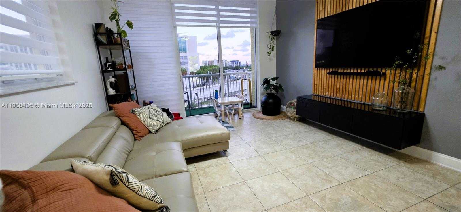 Small Image of 1350 NORTH WEST 8TH CT #A1-6, Miami Number 23