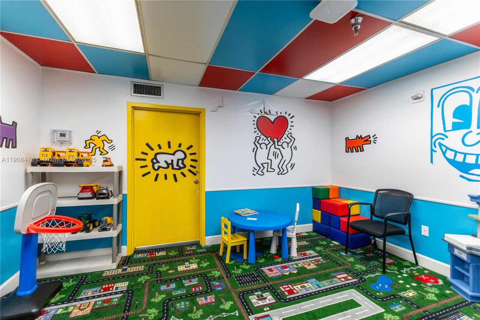 Small Image of 10205 COLLINS AVE #201, Bal Harbour Number 28