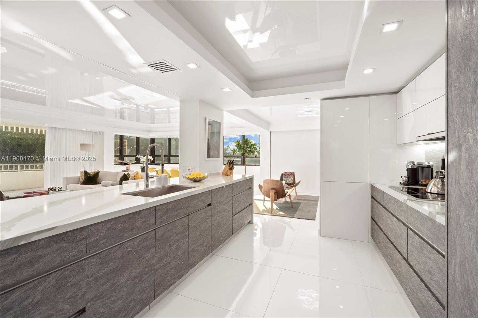 Small Image of 10205 COLLINS AVE #201, Bal Harbour Number 6