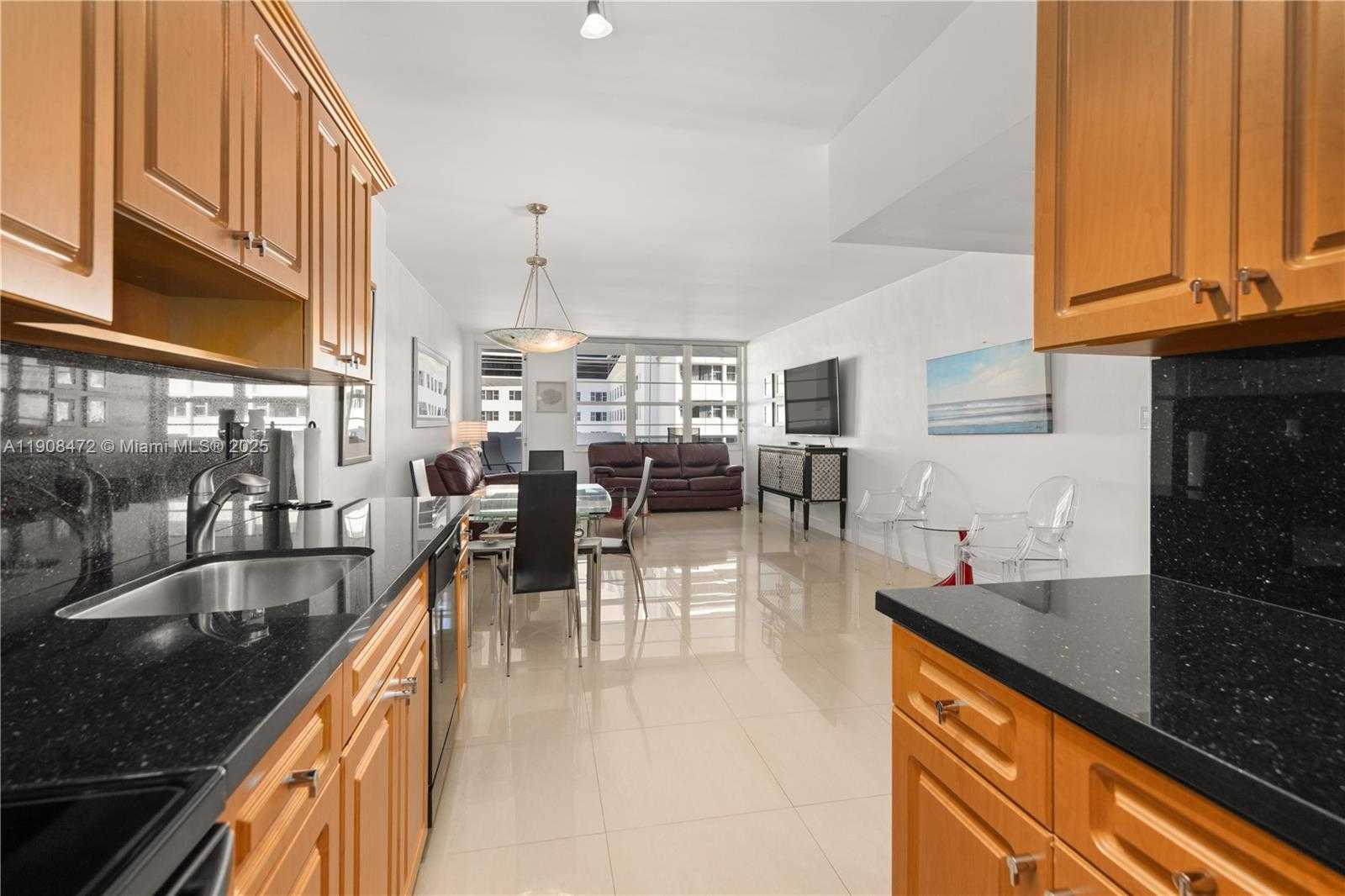 Small Image of 100 LINCOLN RD #702, Miami Beach Number 19