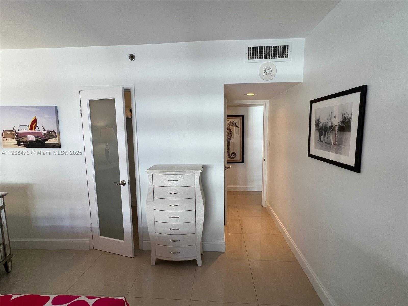 Small Image of 100 LINCOLN RD #702, Miami Beach Number 24