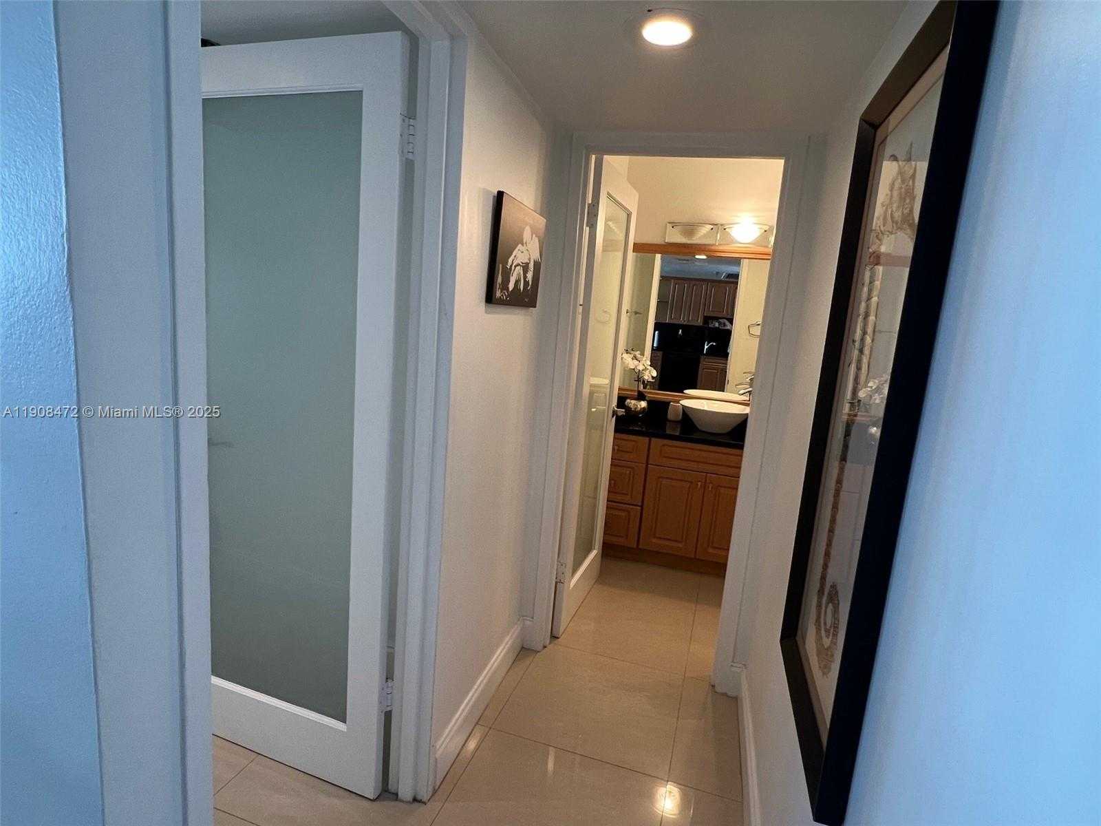 Small Image of 100 LINCOLN RD #702, Miami Beach Number 29