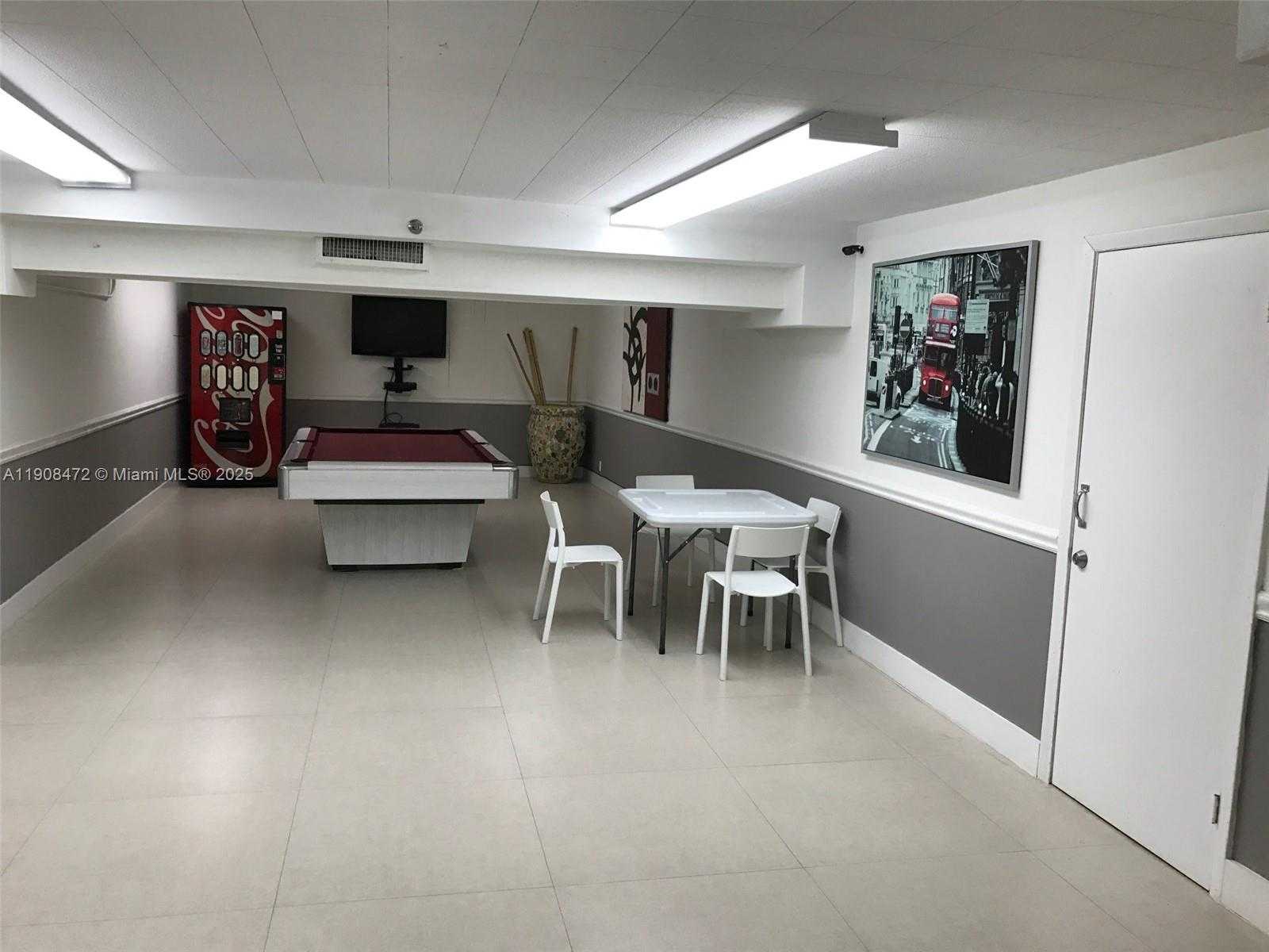 Small Image of 100 LINCOLN RD #702, Miami Beach Number 42