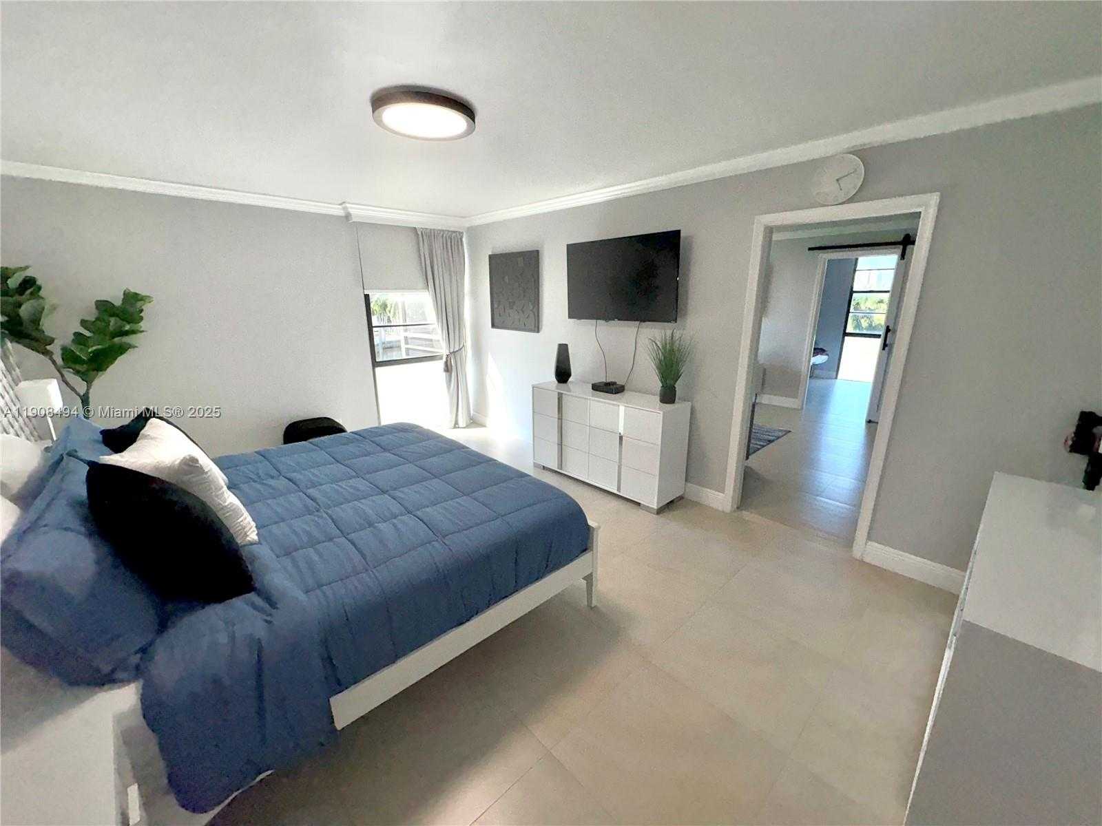 Small Image of 20500 WEST COUNTRY CLUB DR #501, Aventura Number 10