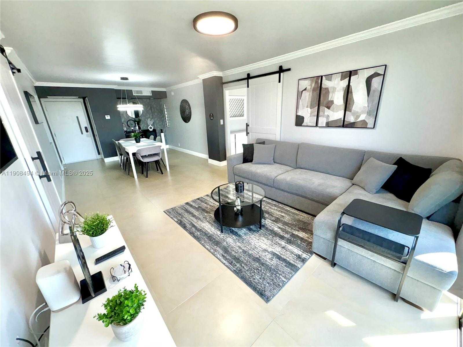 Small Image of 20500 WEST COUNTRY CLUB DR #501, Aventura Number 4