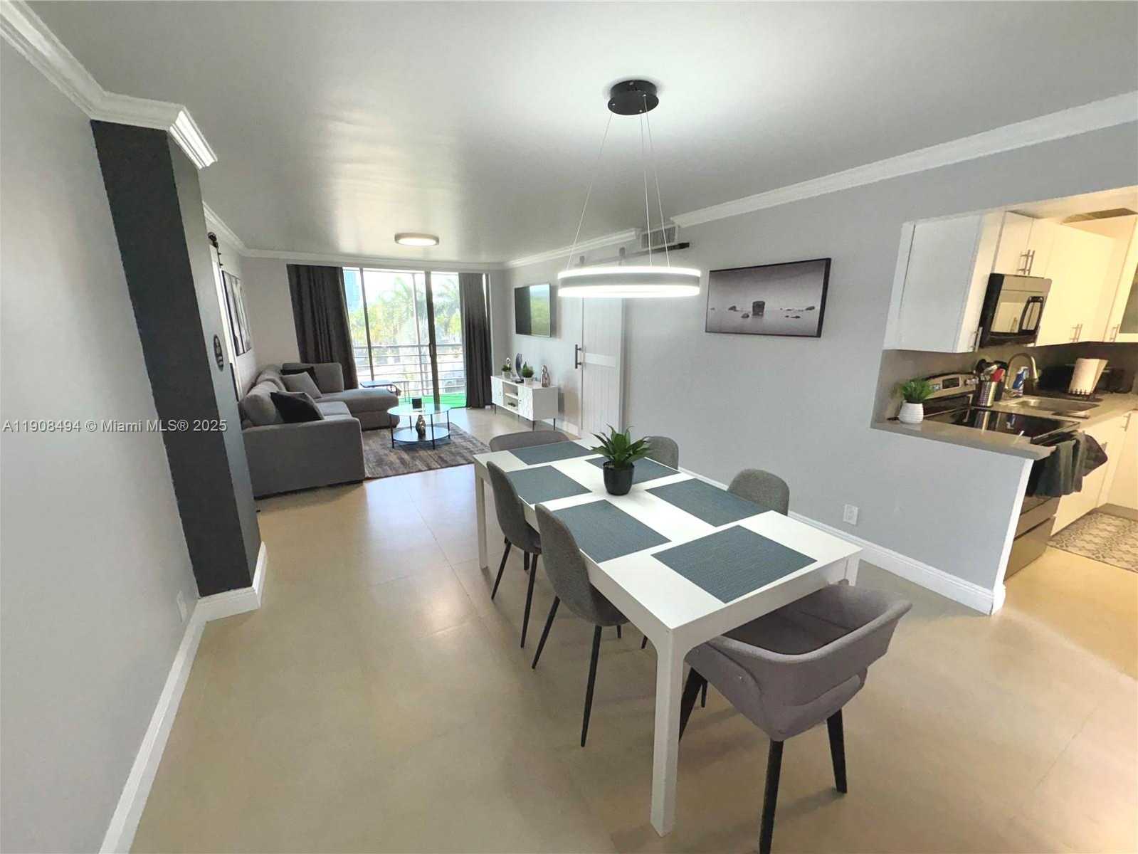 Small Image of 20500 WEST COUNTRY CLUB DR #501, Aventura Number 6