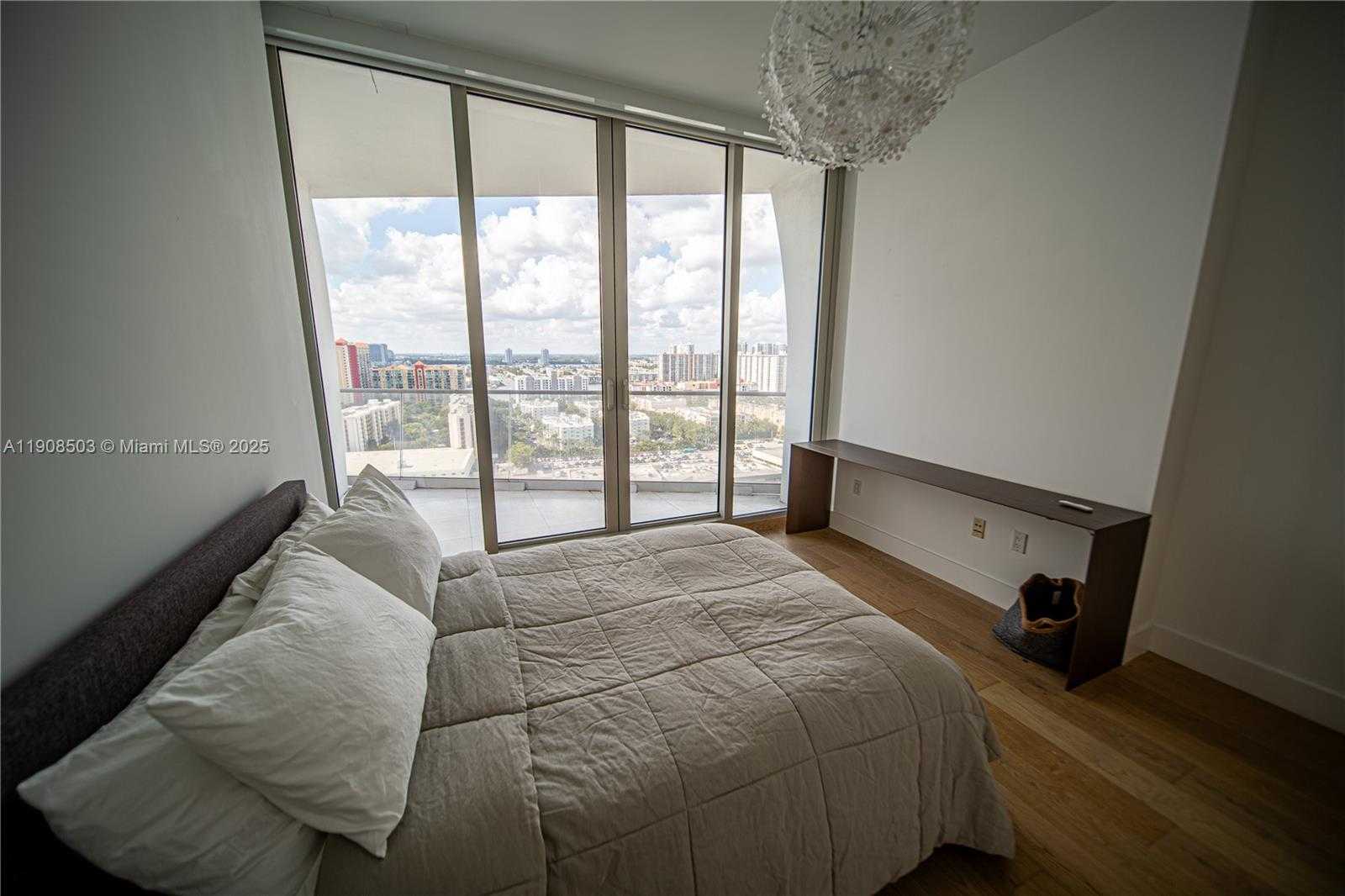 Small Image of 16901 COLLINS AVE #2005, Sunny Isles Beach Number 23