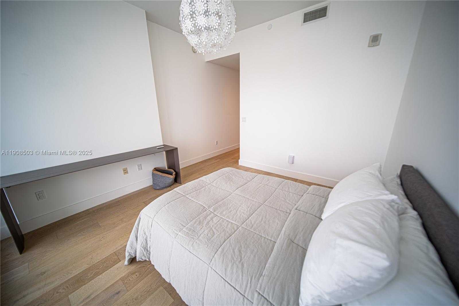 Small Image of 16901 COLLINS AVE #2005, Sunny Isles Beach Number 24