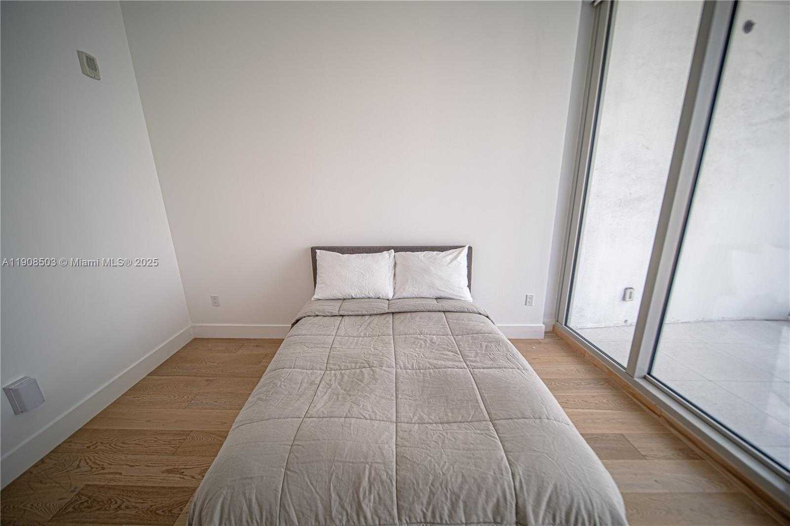 Small Image of 16901 COLLINS AVE #2005, Sunny Isles Beach Number 25