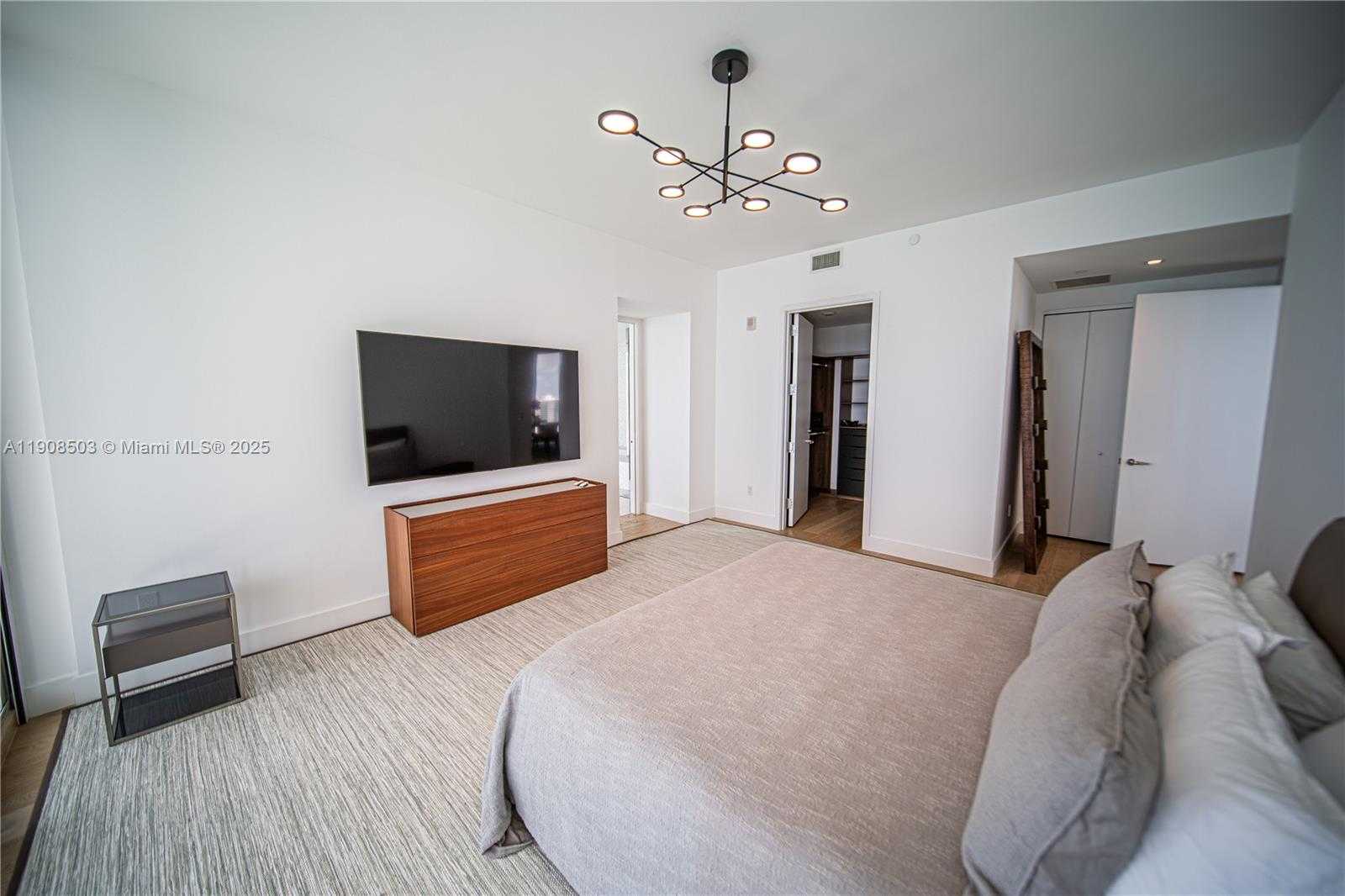 Small Image of 16901 COLLINS AVE #2005, Sunny Isles Beach Number 28