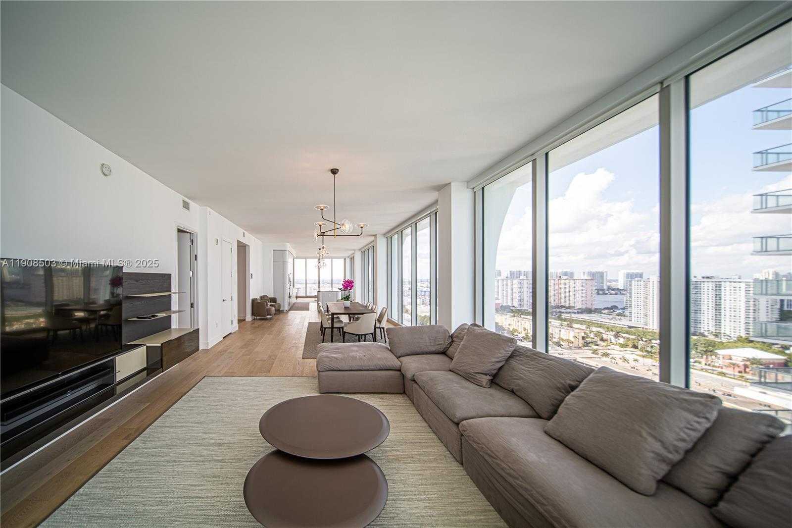 Small Image of 16901 COLLINS AVE #2005, Sunny Isles Beach Number 32