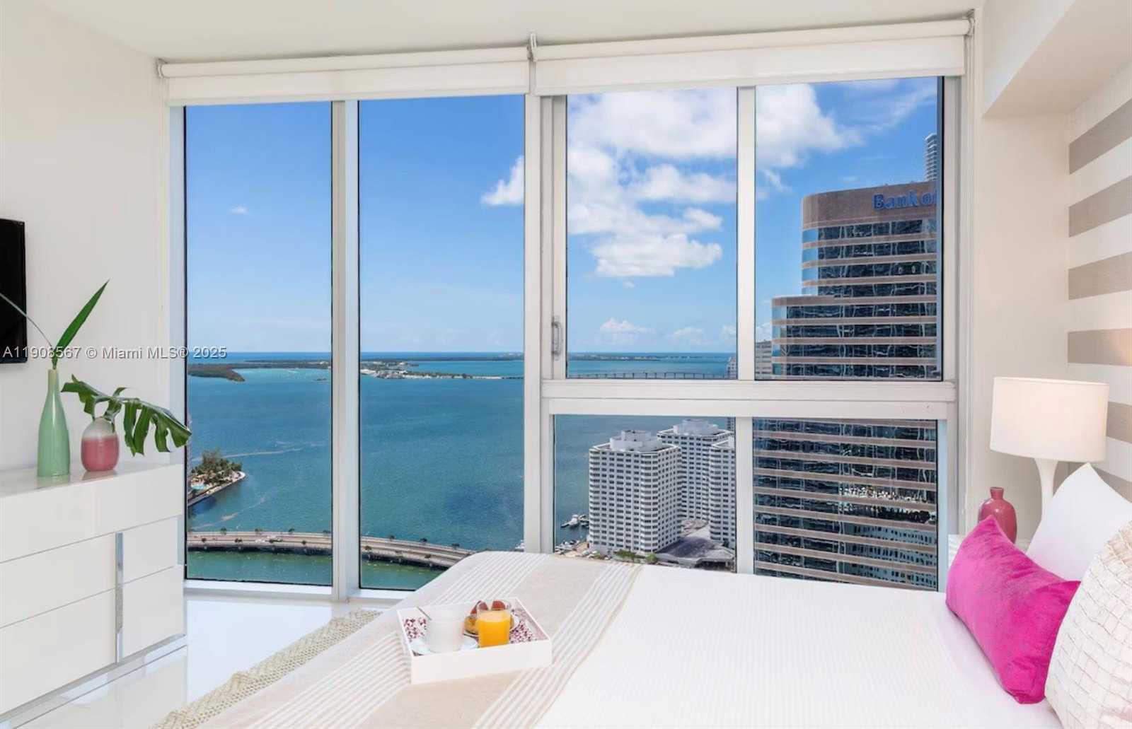Small Image of 485 EAST BRICKELL AVE #3410, Miami Number 6