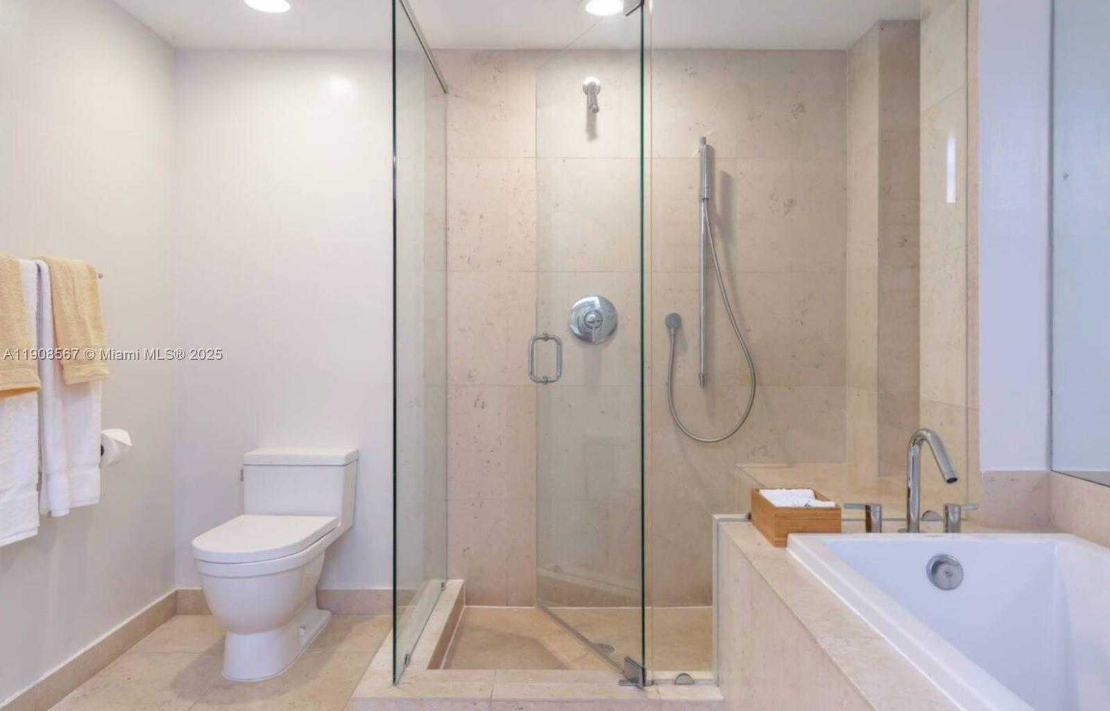 Small Image of 485 EAST BRICKELL AVE #3410, Miami Number 8