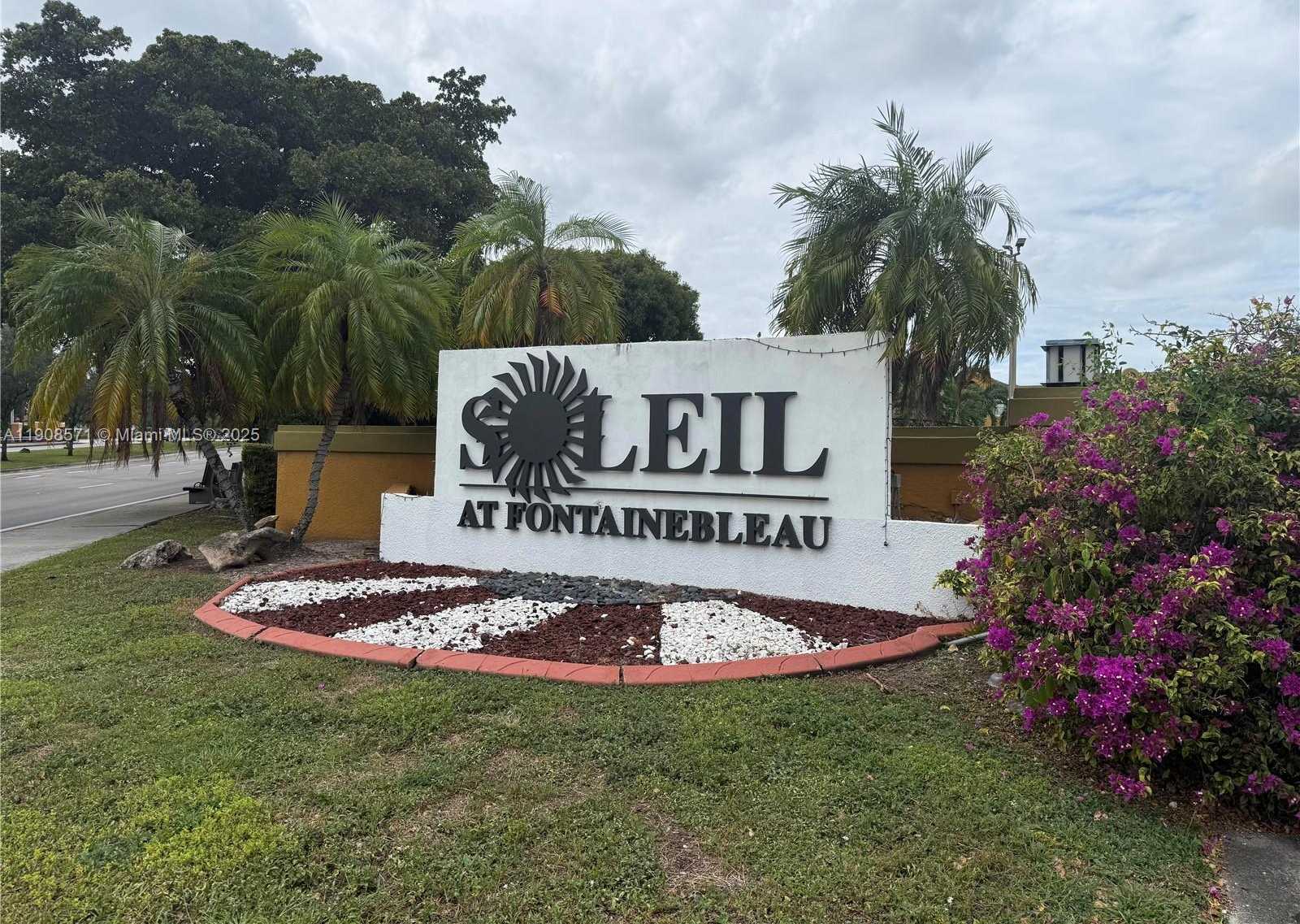 Small Image of 9735 FONTAINEBLEAU BLVD #G205, Miami Number 4