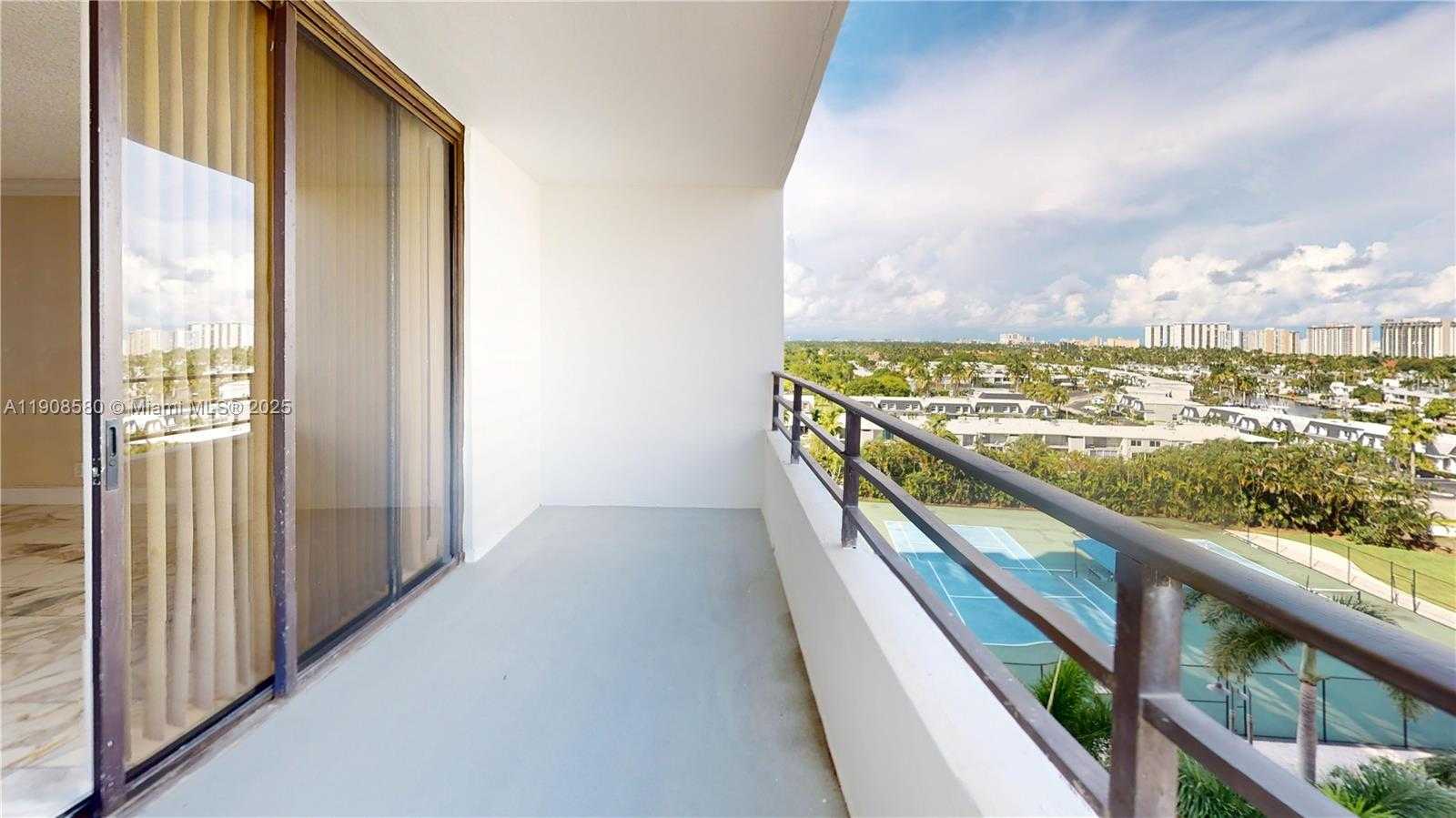 Small Image of 600 THREE ISLANDS BLVD #721, Hallandale Beach Number 3
