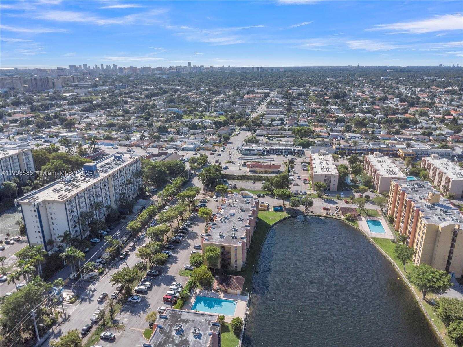 Small Image of 4709 NORTH WEST 7TH ST #204-9, Miami Number 16