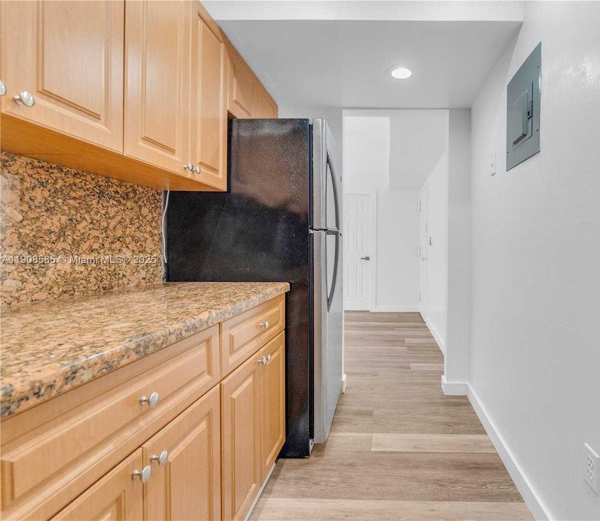 Small Image of 4709 NORTH WEST 7TH ST #204-9, Miami Number 5