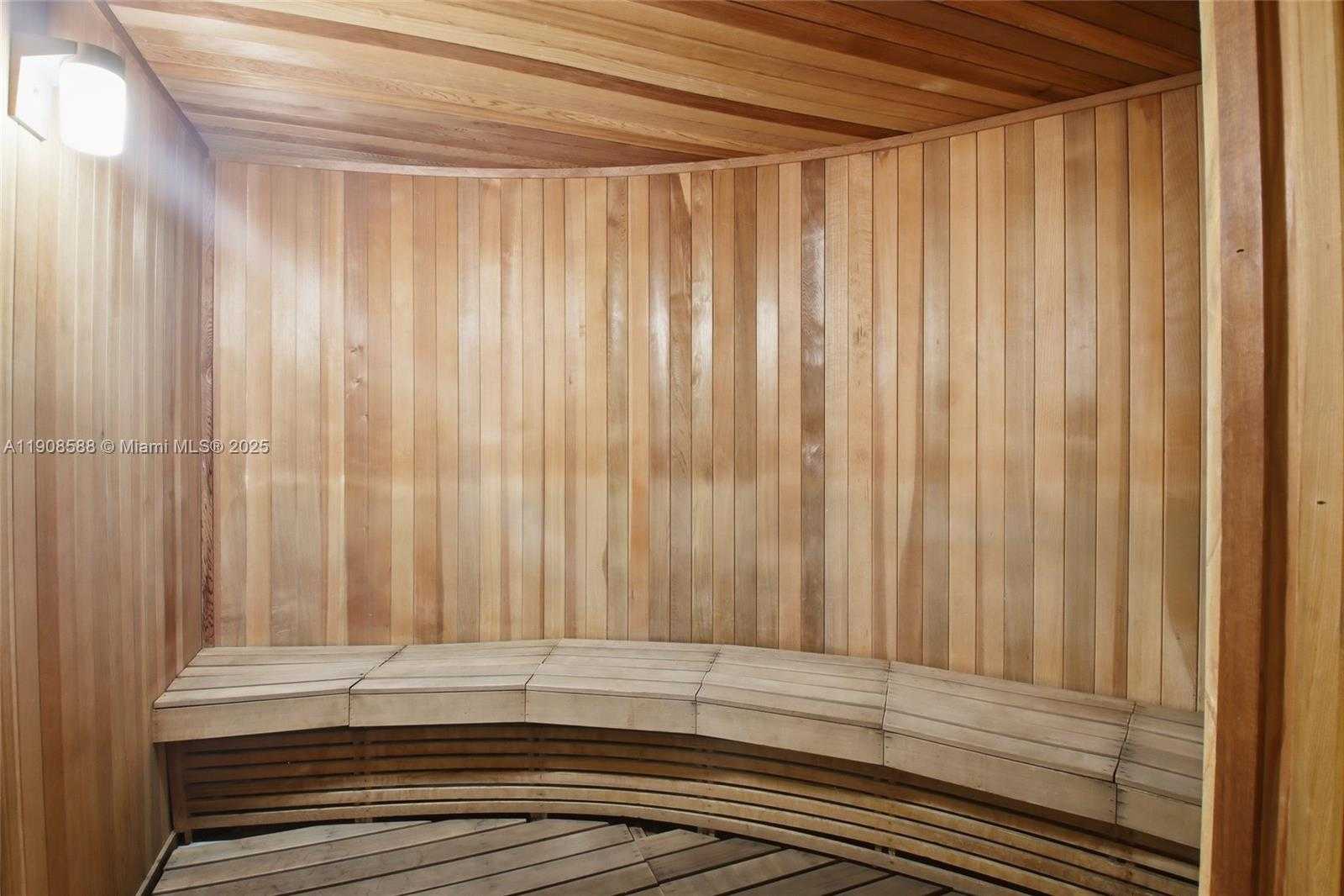 Small Image of 110 WASHINGTON AVE #2420, Miami Beach Number 22