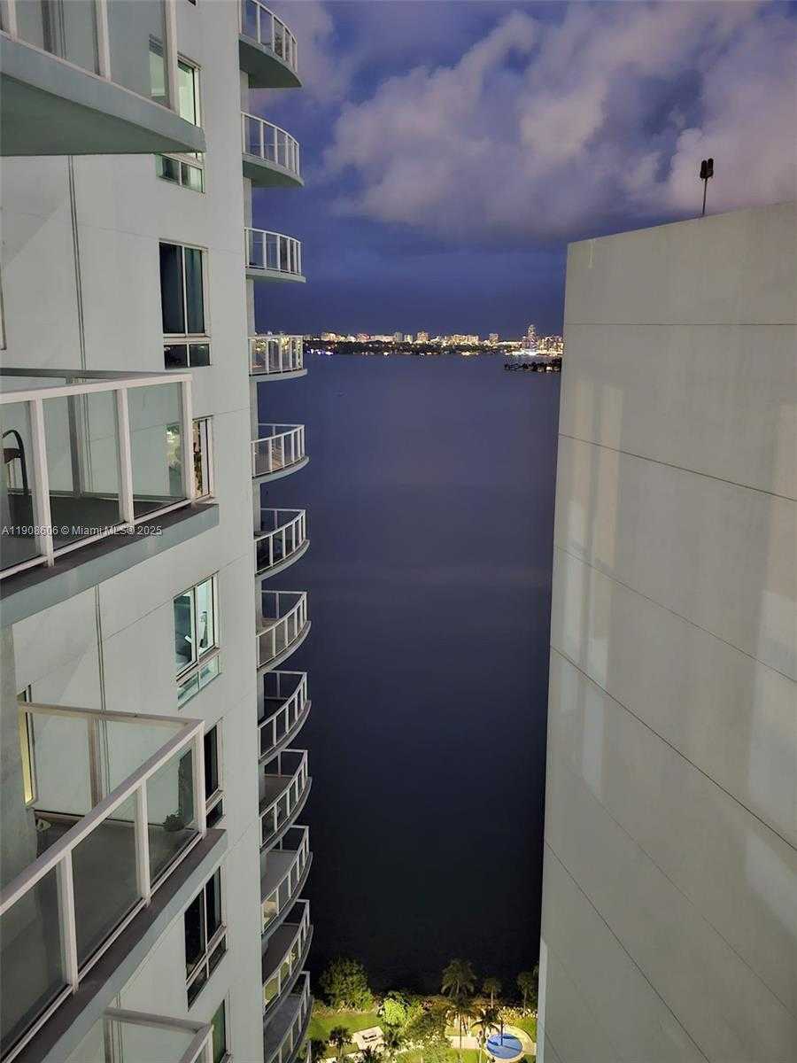 Small Image of 1900 NORTH BAYSHORE DR #4007, Miami Number 15