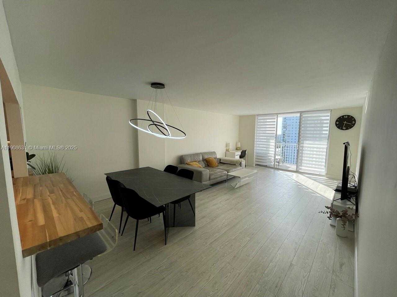 Small Image of 2801 NORTH EAST 183RD STREET #1611W, Aventura Number 2