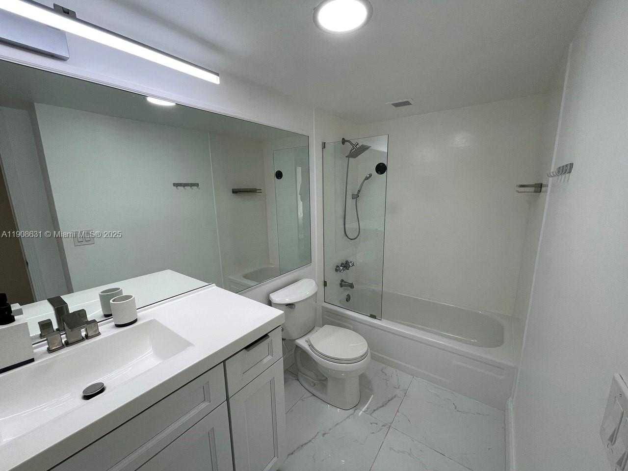 Small Image of 2801 NORTH EAST 183RD STREET #1611W, Aventura Number 8