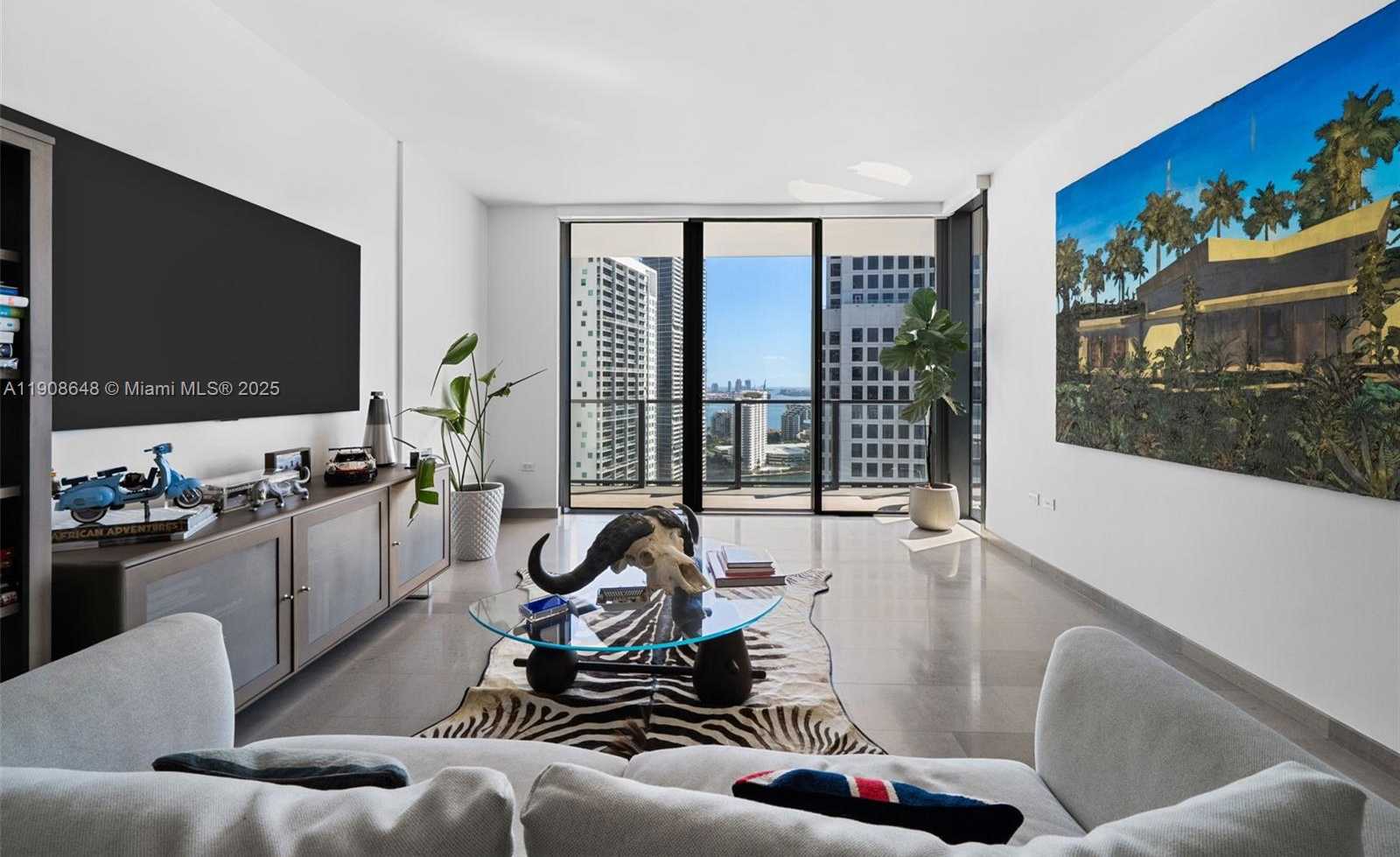 Small Image of 68 SOUTH EAST 6TH ST #2505, Miami Number 6