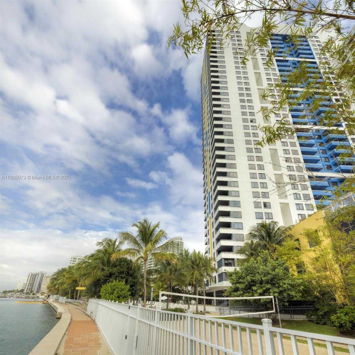 Small Image of 1330 WEST AVE #1511, Miami Beach Number 30