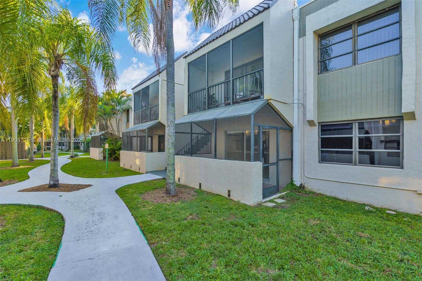 Small Image of 7929 104TH ST, #111E, Miami Number 18