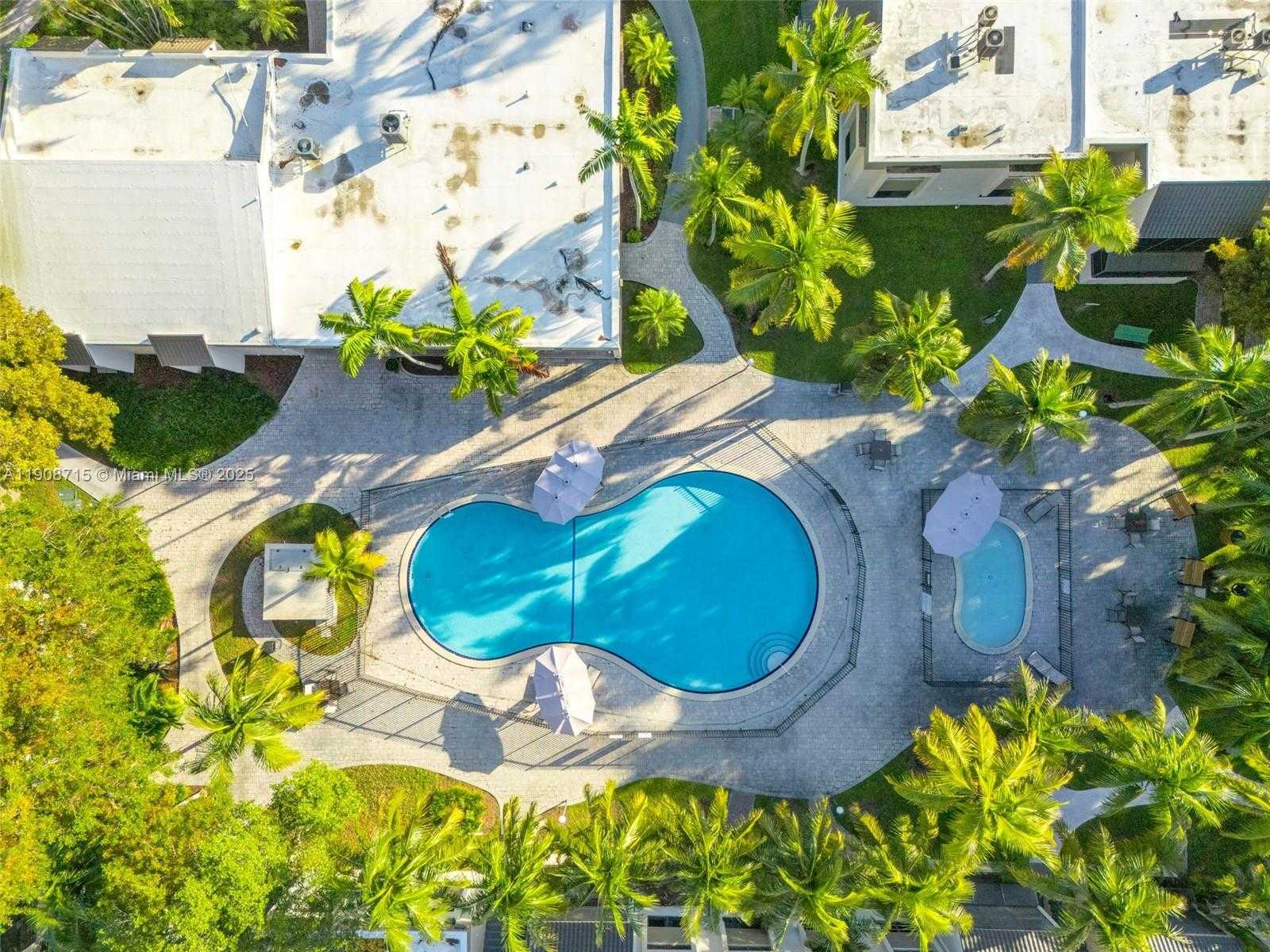 Small Image of 7929 104TH ST, #111E, Miami Number 24