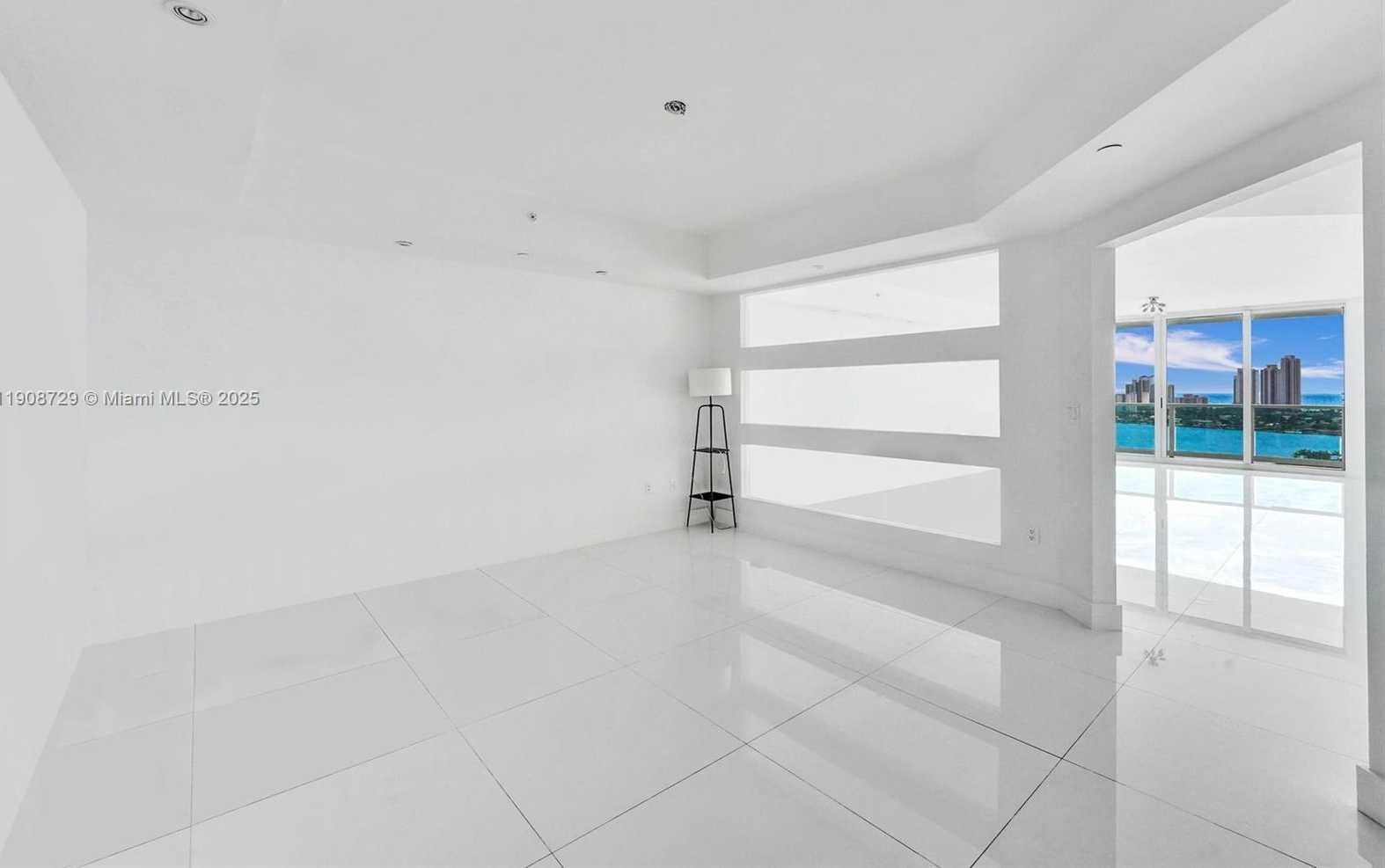 Small Image of 3301 NORTH EAST 183RD ST #2007, Aventura Number 10