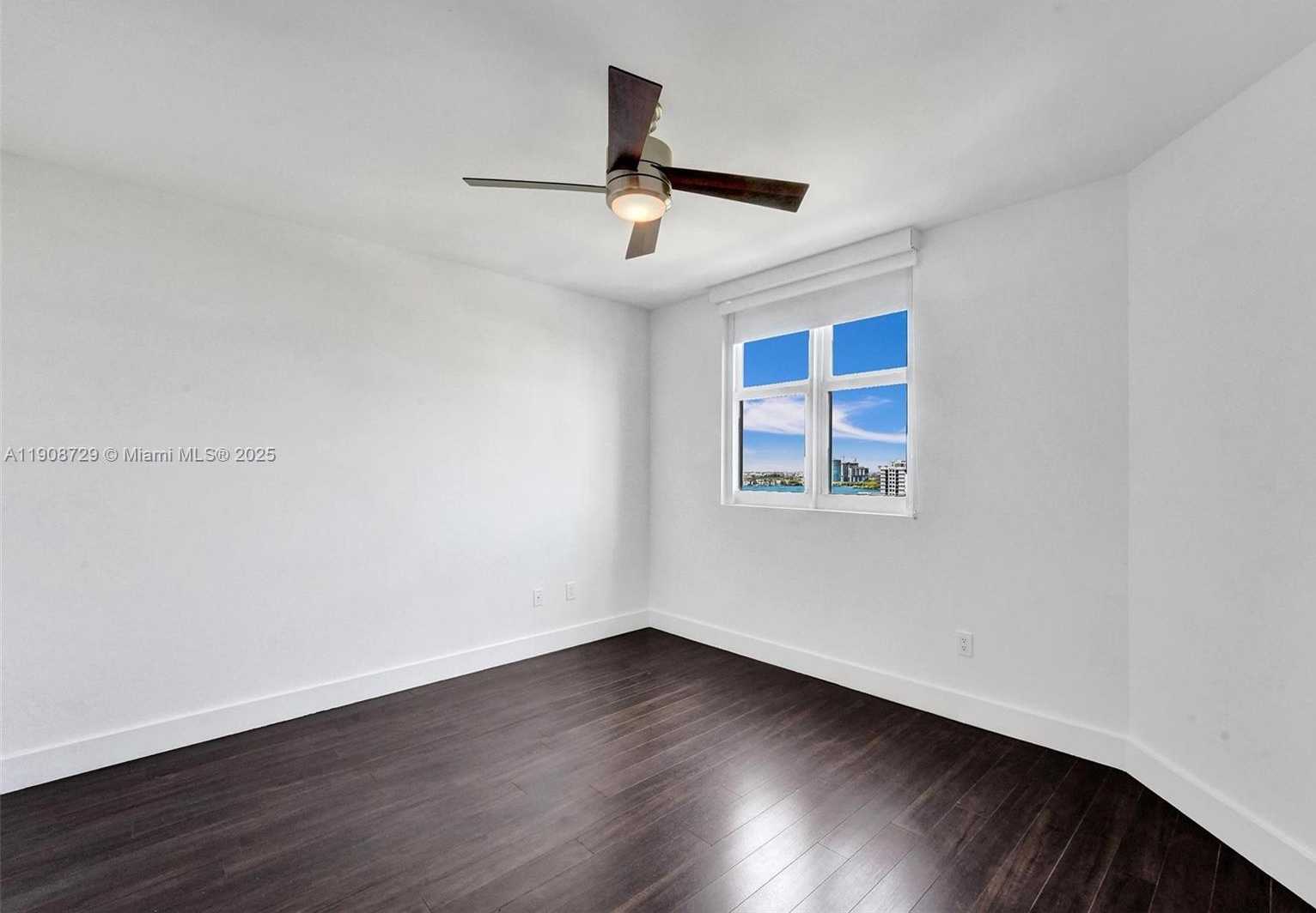 Small Image of 3301 NORTH EAST 183RD ST #2007, Aventura Number 18