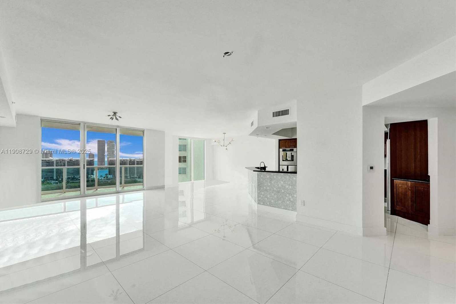 Small Image of 3301 NORTH EAST 183RD ST #2007, Aventura Number 3