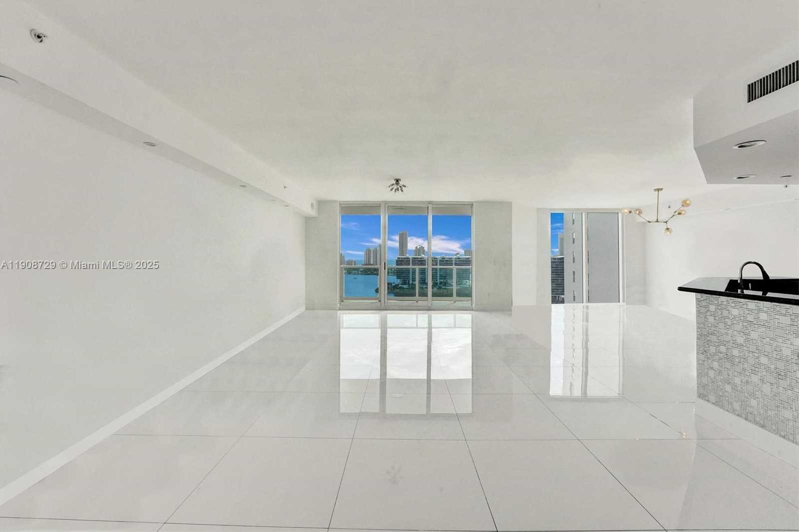 Small Image of 3301 NORTH EAST 183RD ST #2007, Aventura Number 4