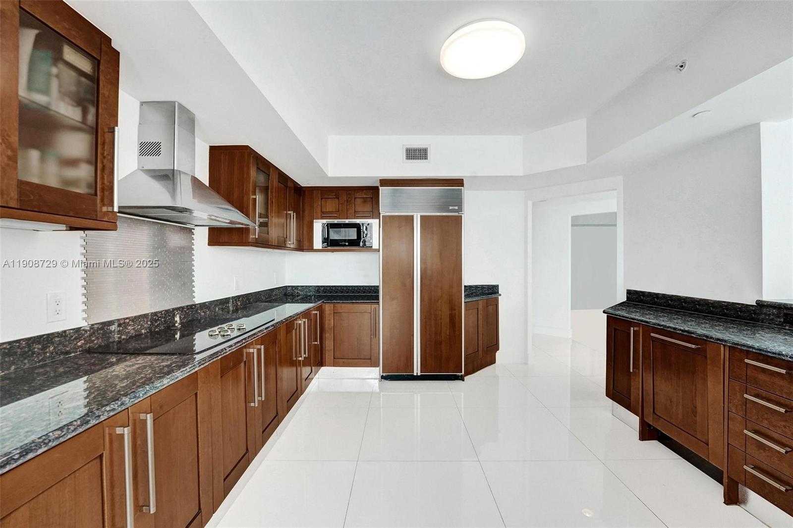 Small Image of 3301 NORTH EAST 183RD ST #2007, Aventura Number 8