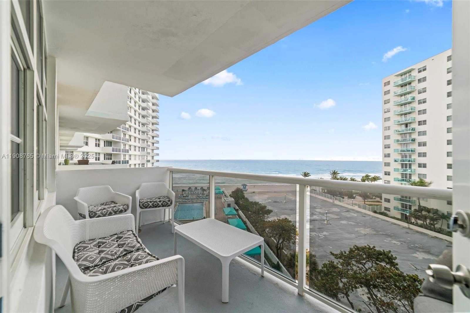Small Image of 3725 SOUTH OCEAN DR #716, Hollywood Number 6