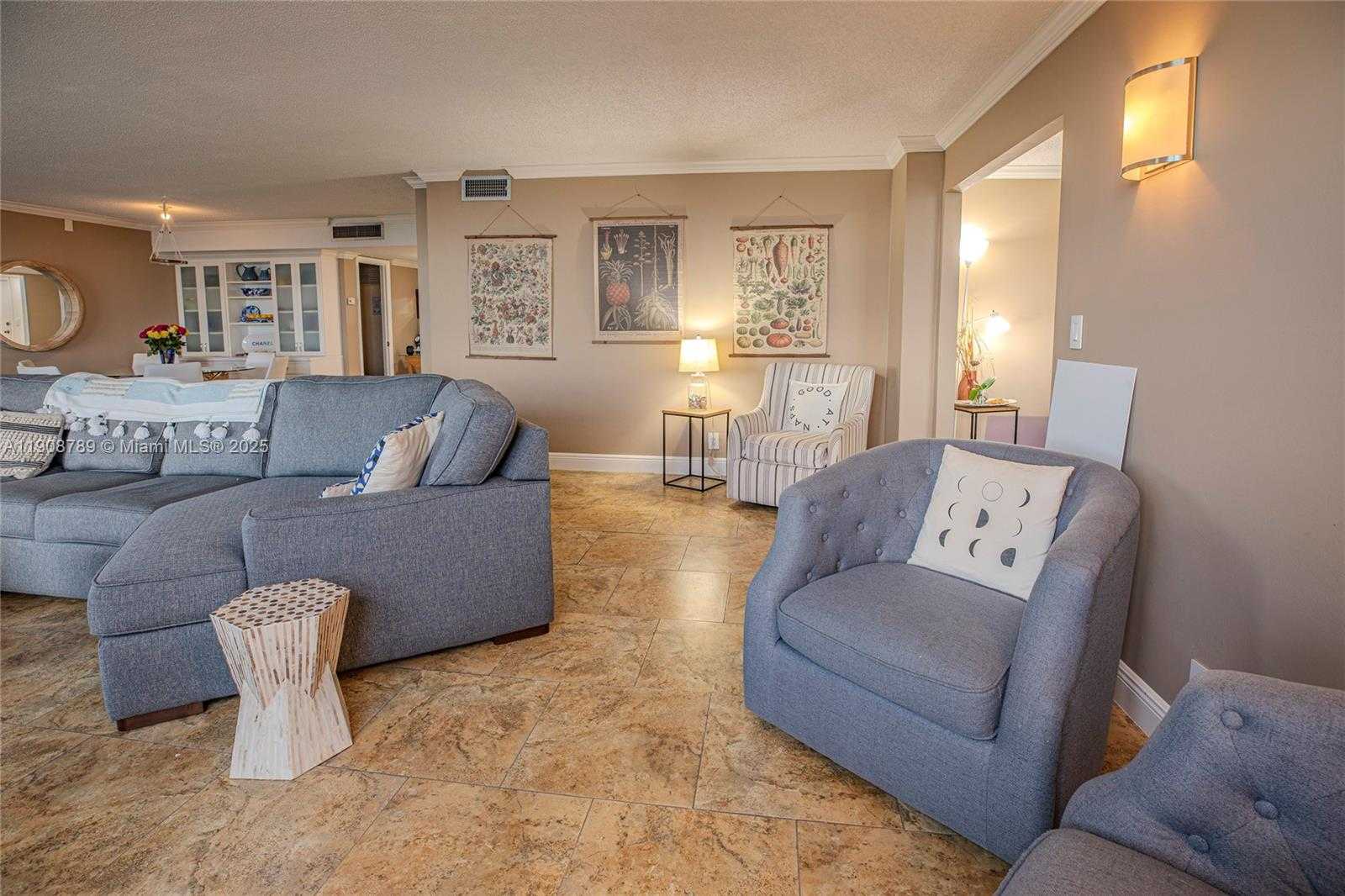 Small Image of 437 GOLDEN ISLES DR #9B-C, Hallandale Beach Number 14