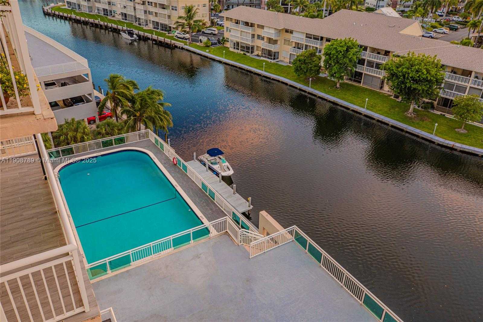 Small Image of 437 GOLDEN ISLES DR #9B-C, Hallandale Beach Number 52
