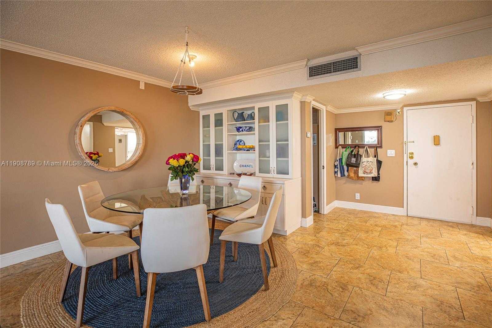 Small Image of 437 GOLDEN ISLES DR #9B-C, Hallandale Beach Number 6