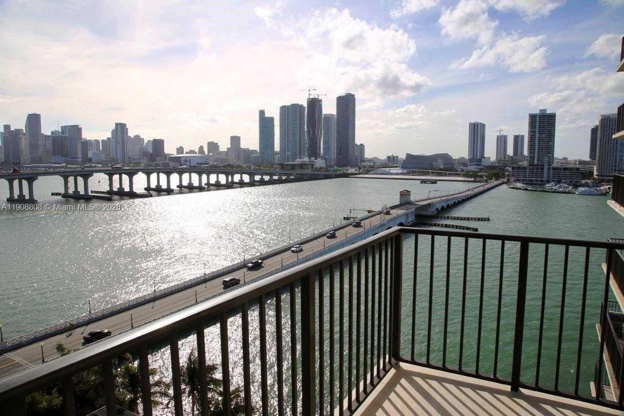 Small Image of 801 NORTH VENETIAN DR #1106, Miami Number 25
