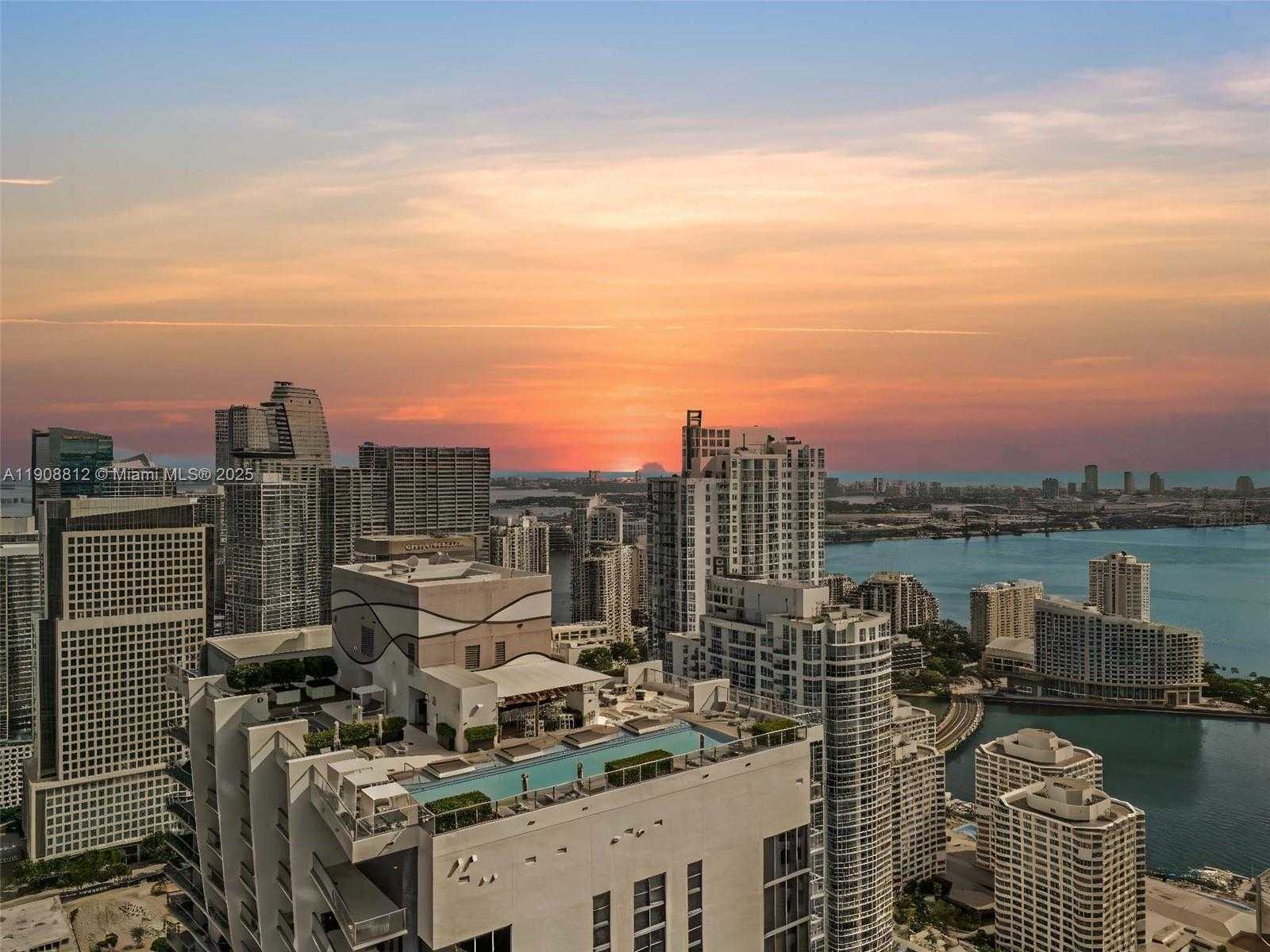 Small Image of 1010 BRICKELL AV #4203, Miami Number 1