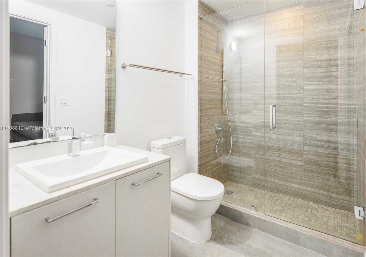 Small Image of 1010 BRICKELL AV #4203, Miami Number 19