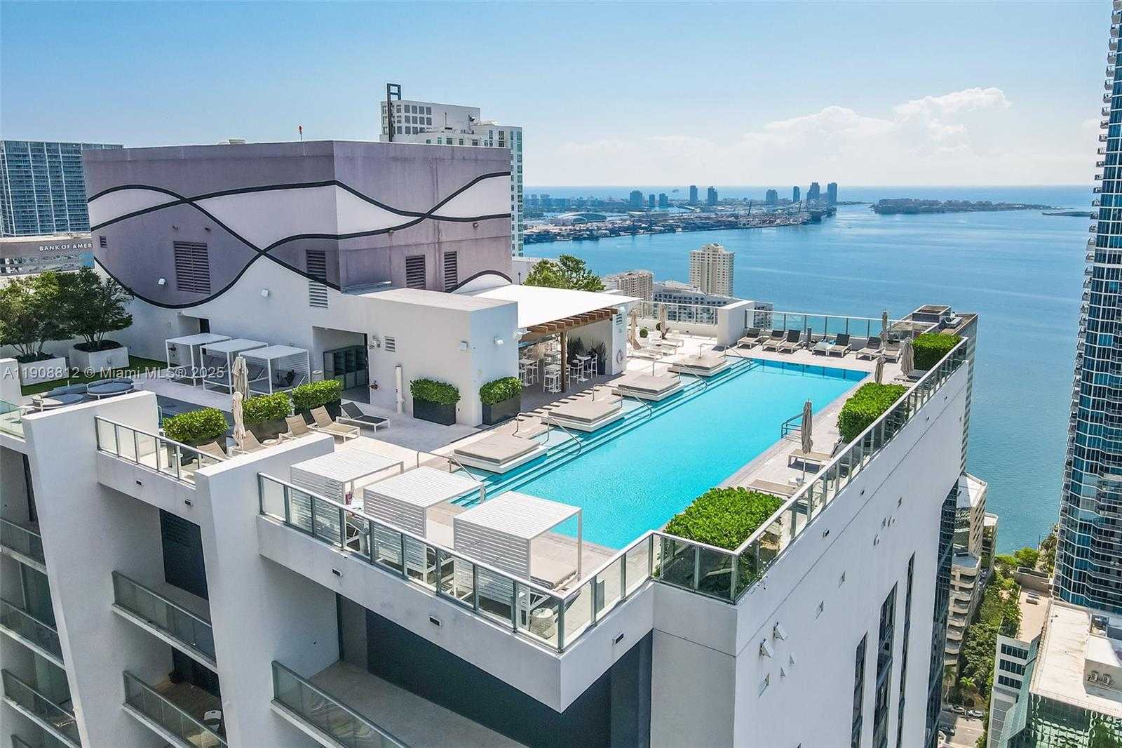 Small Image of 1010 BRICKELL AV #4203, Miami Number 21