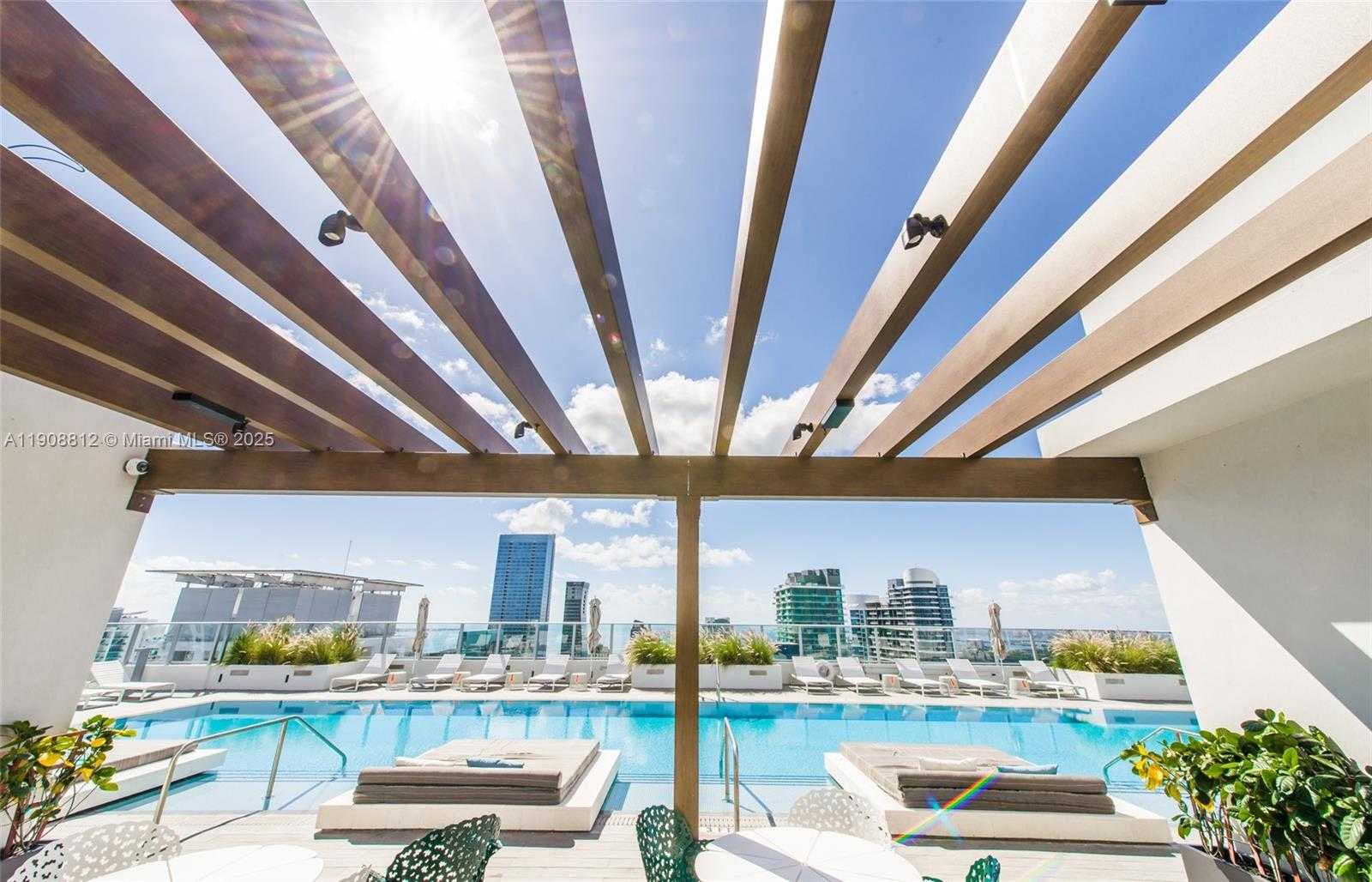 Small Image of 1010 BRICKELL AV #4203, Miami Number 23