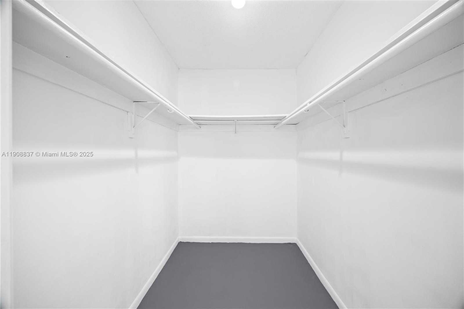 Small Image of 619 NORTH EAST 14TH AVE #304, Hallandale Beach Number 15