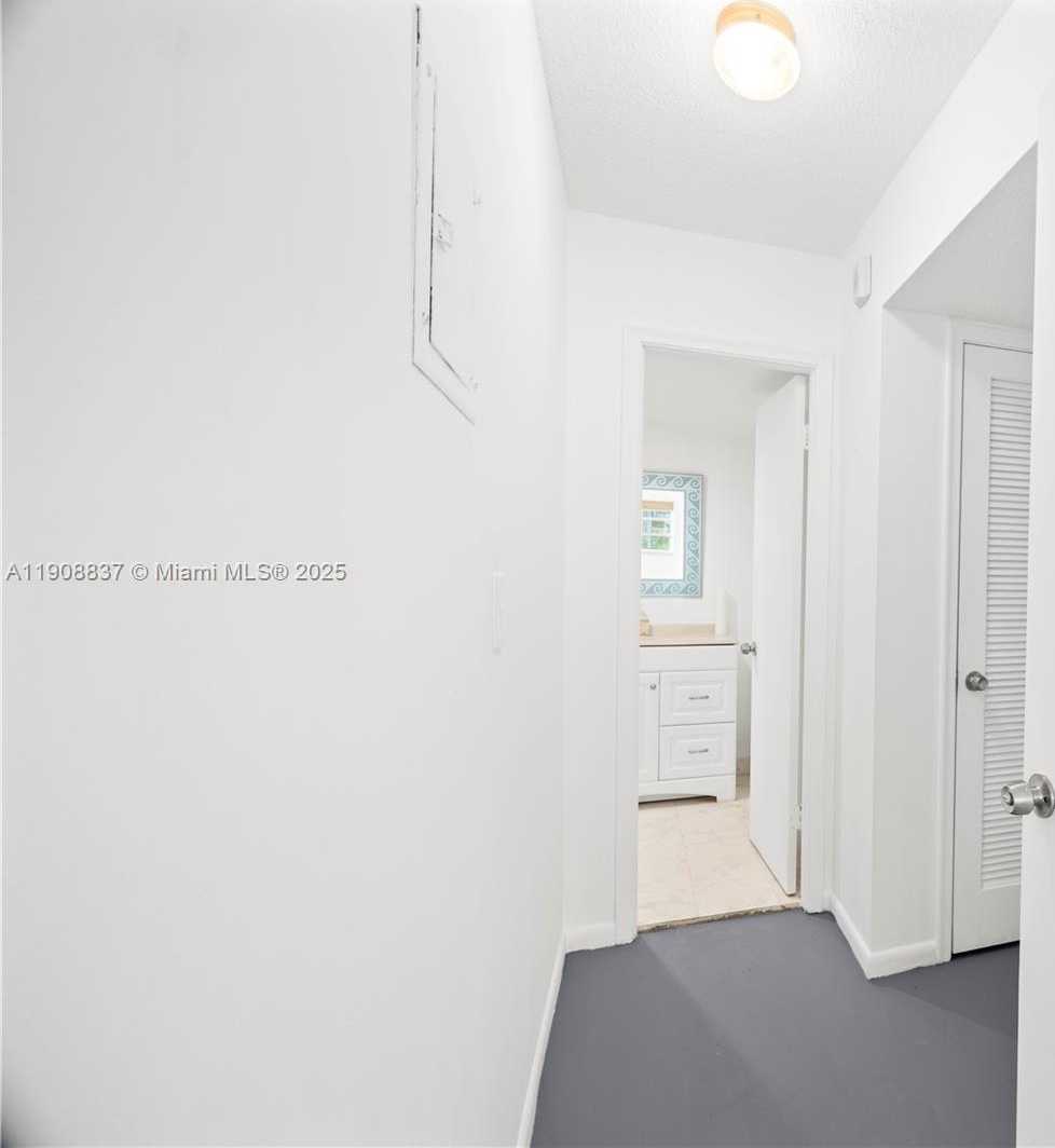 Small Image of 619 NORTH EAST 14TH AVE #304, Hallandale Beach Number 16